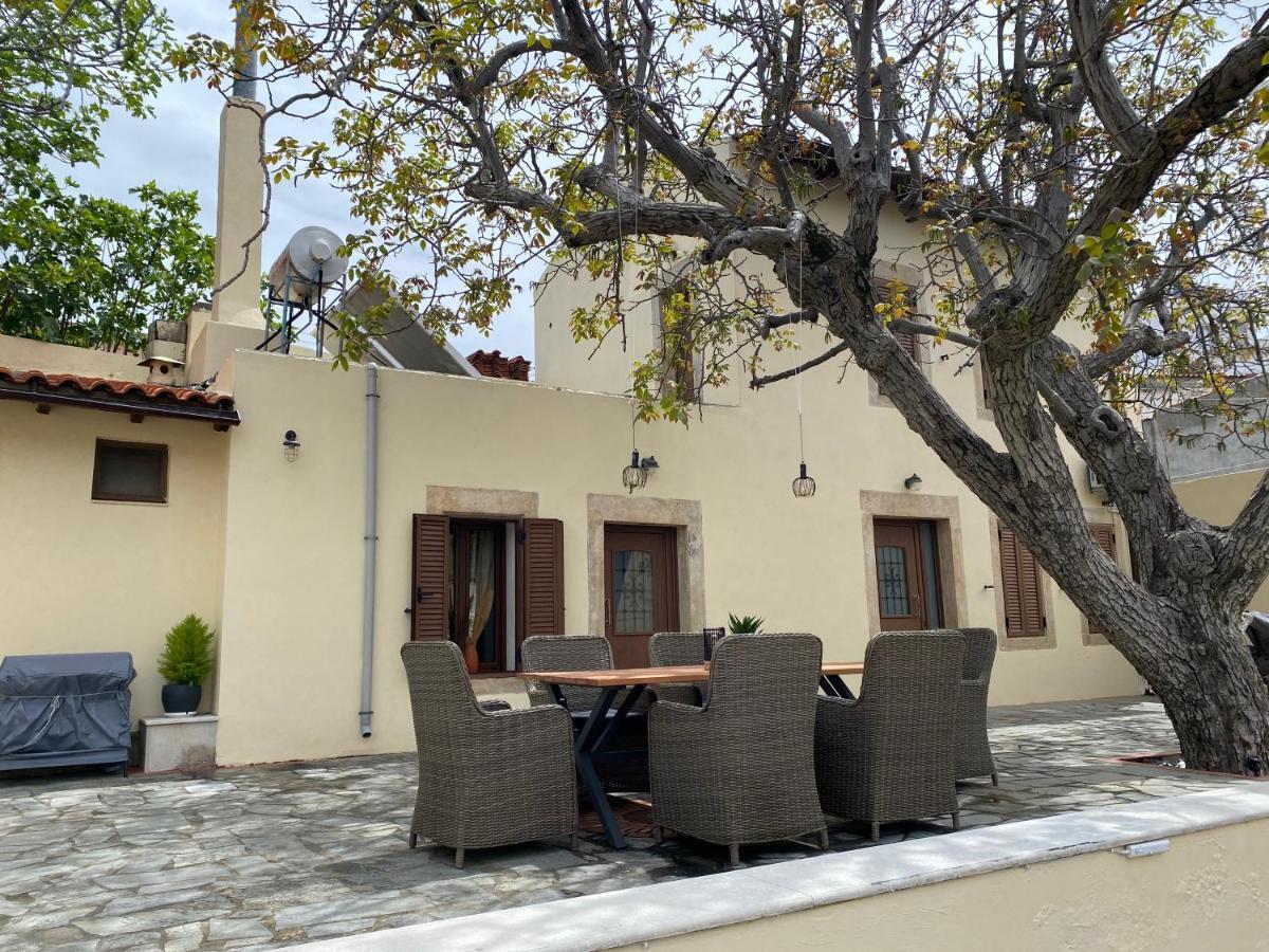 Walnut Tree Villa Archanes Exterior foto